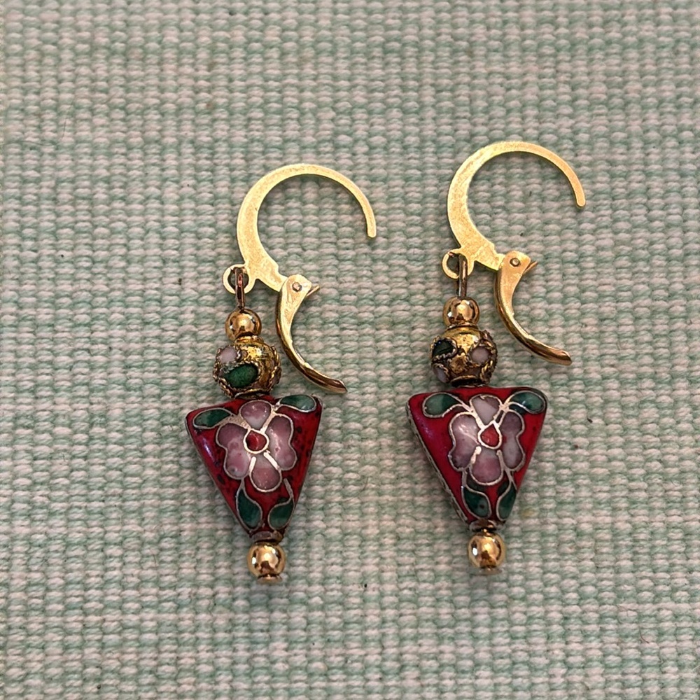 🟥New Cloisonné Drop Earrings Red, Pink & Green With Lever Backs, Gold Tone